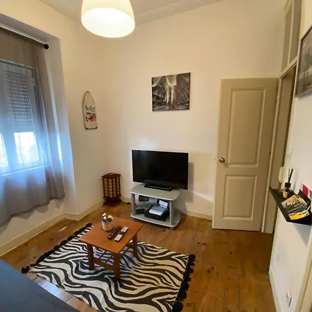 Apartment Tomas Surf Shelter Lisbon